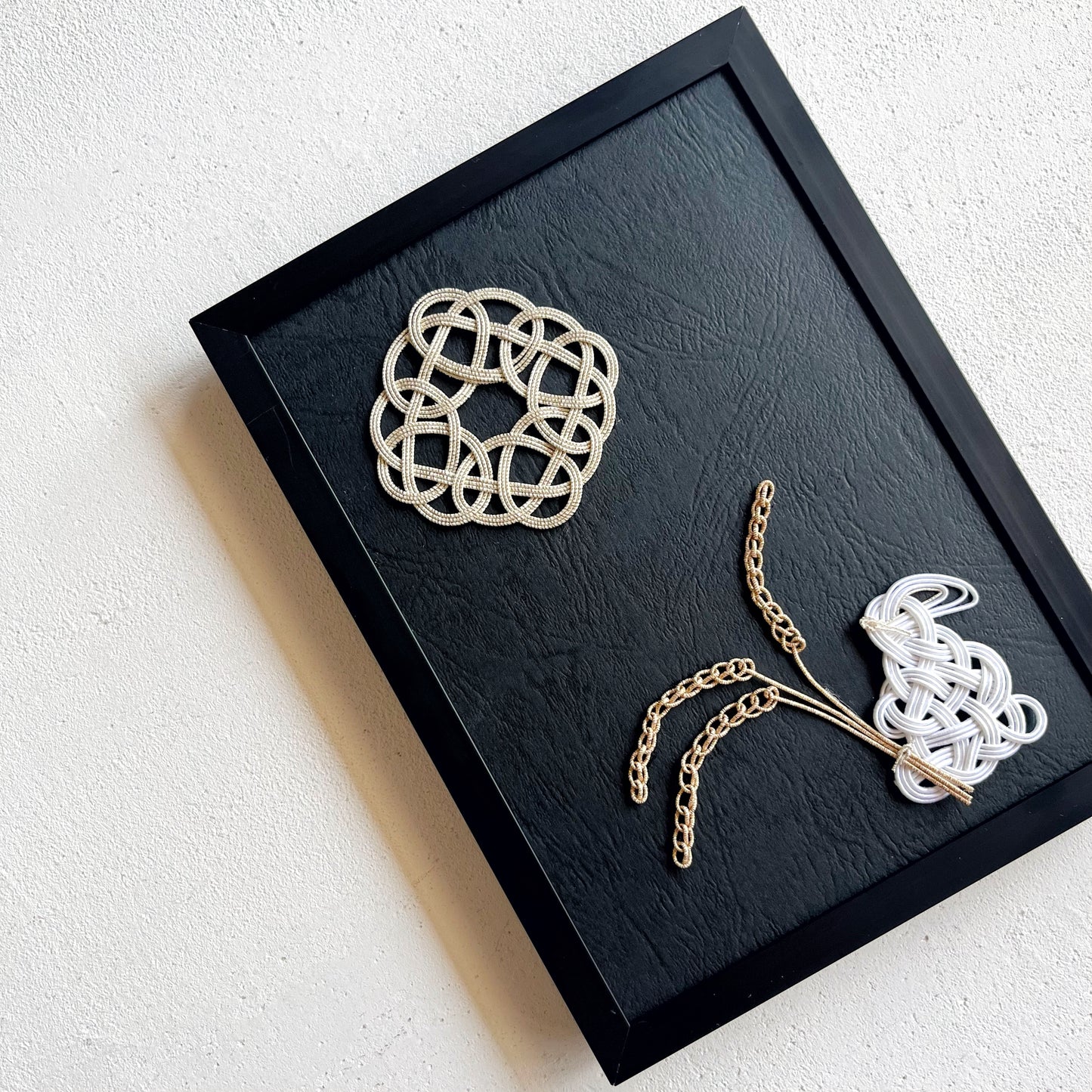 Mizuhiki – Moon Viewing Frame – Awaji Knot Moon