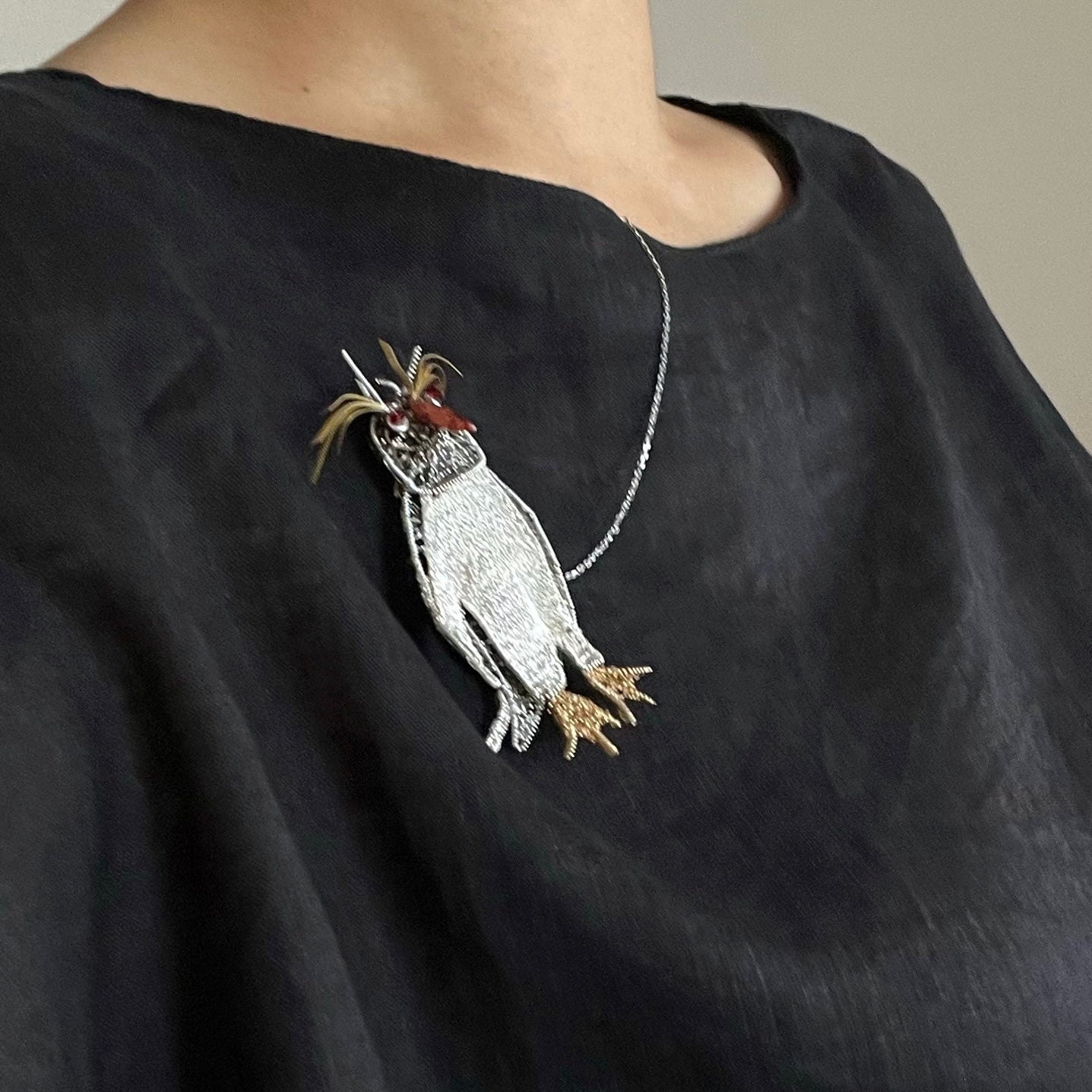 Penguin - Magnetic Brooch (Austrian Metal Art)
