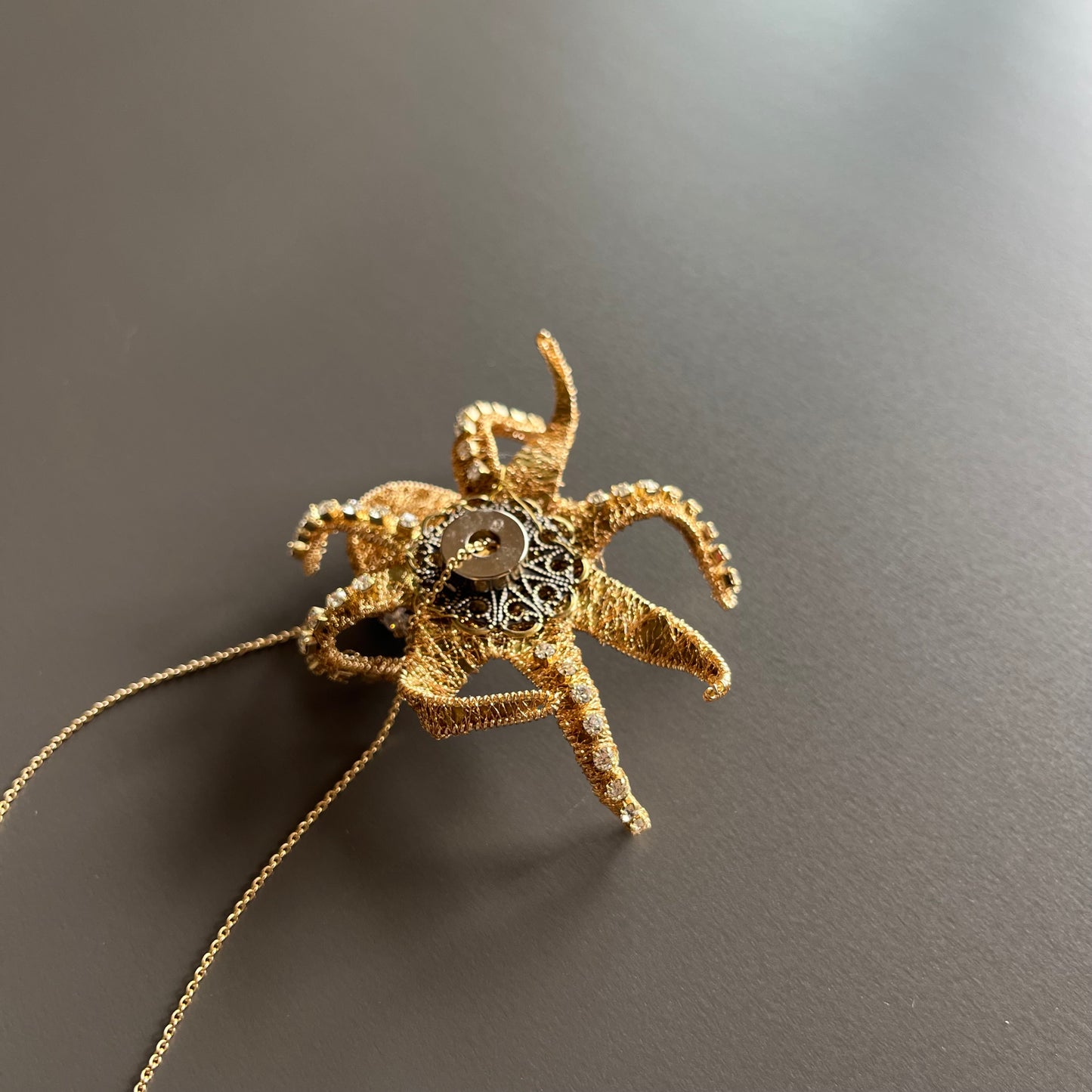 Octopus - Magnetic Brooch (Austrian Metal Art)