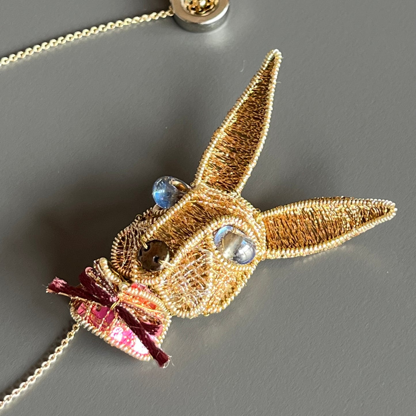 Rabbit - Magnetic Brooch with Frame (Austrian Metal Art)