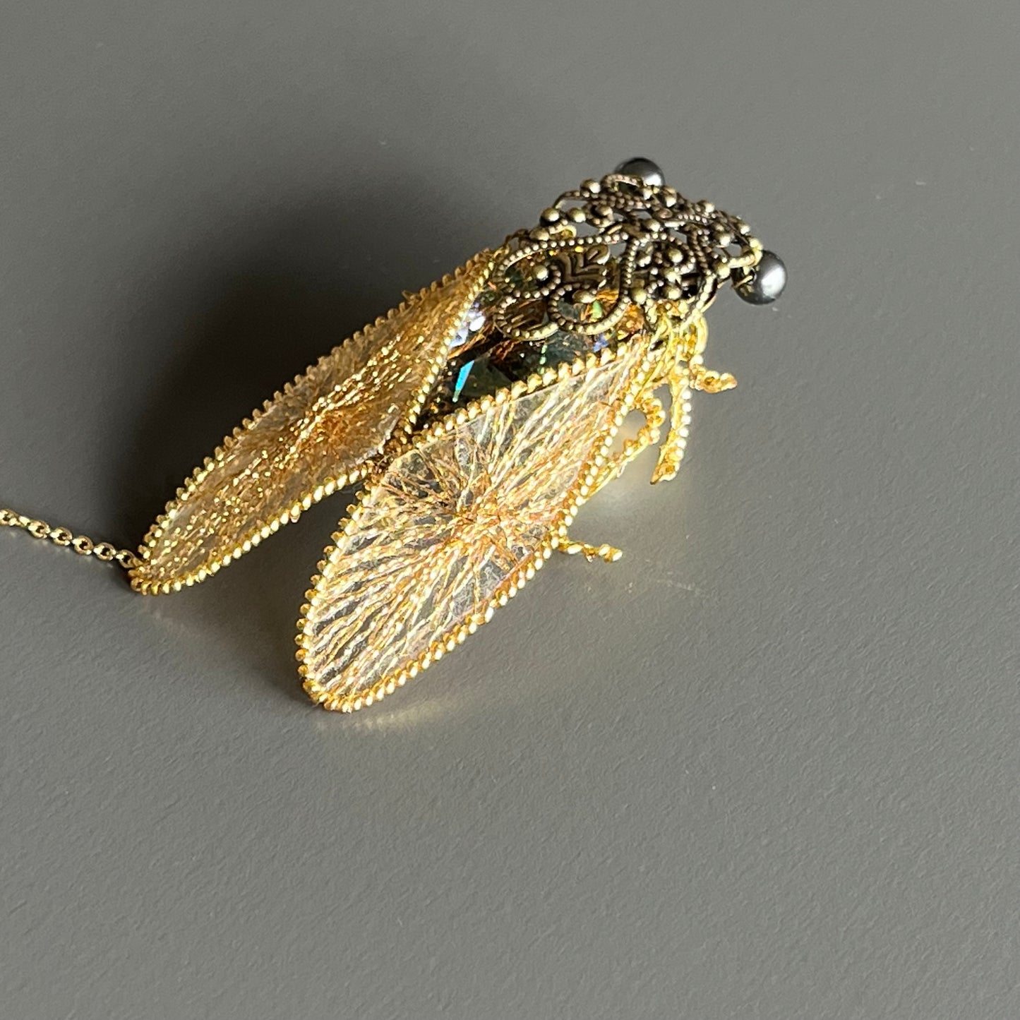 Cicada - Magnetic Brooch (Austrian Metal Art)