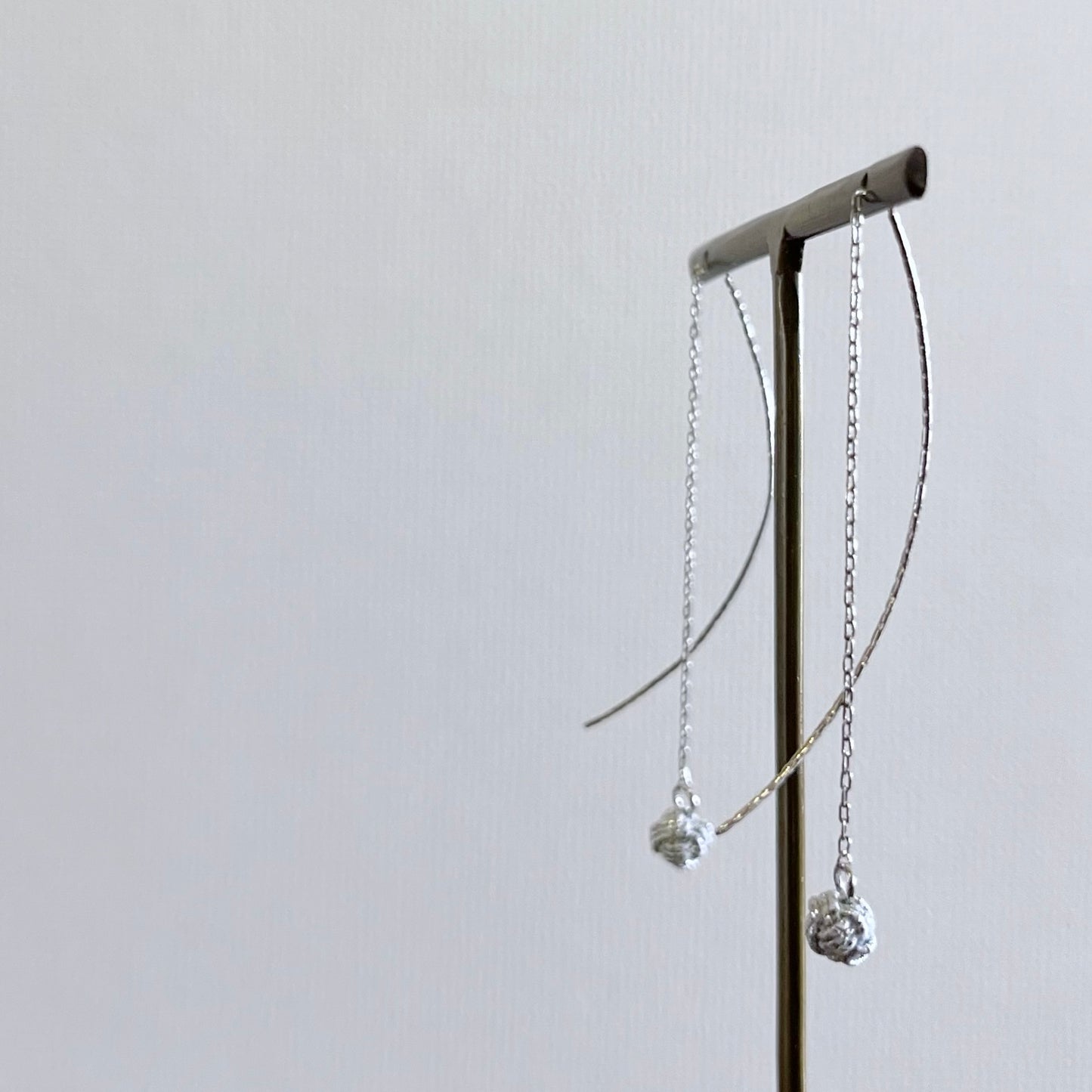 Japanese Mizuhiki Earrings -KIRARI- chain and Balls Gold Silver
