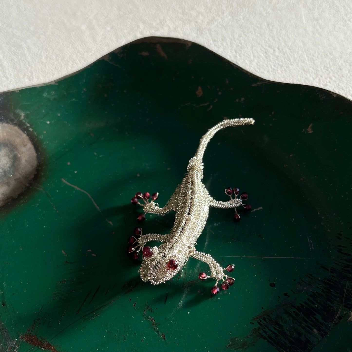 Austrian Metal Art Gecko Brooch (Garnet)