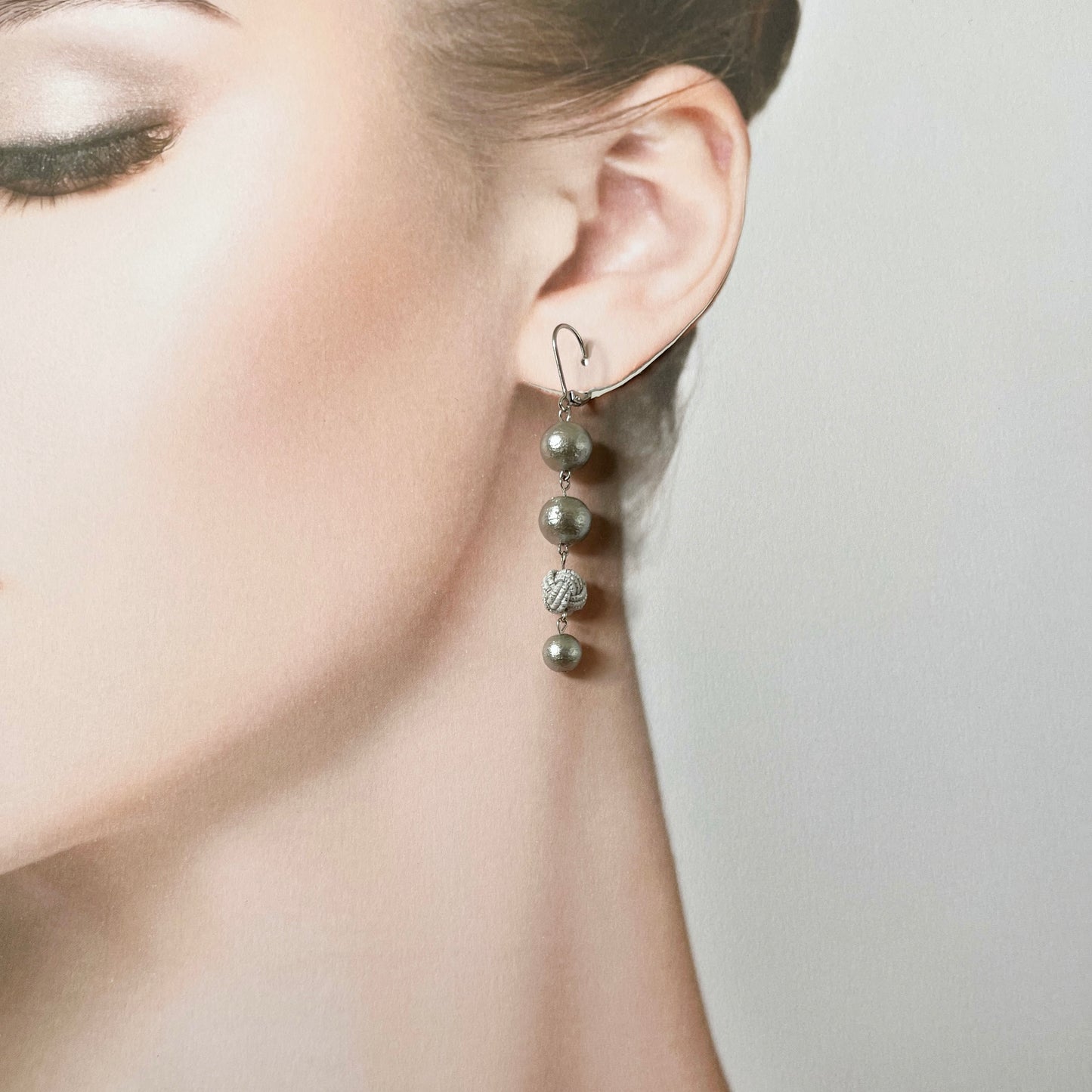 Dancing Droplets - Mizuhiki & Cotton Pearl Earrings