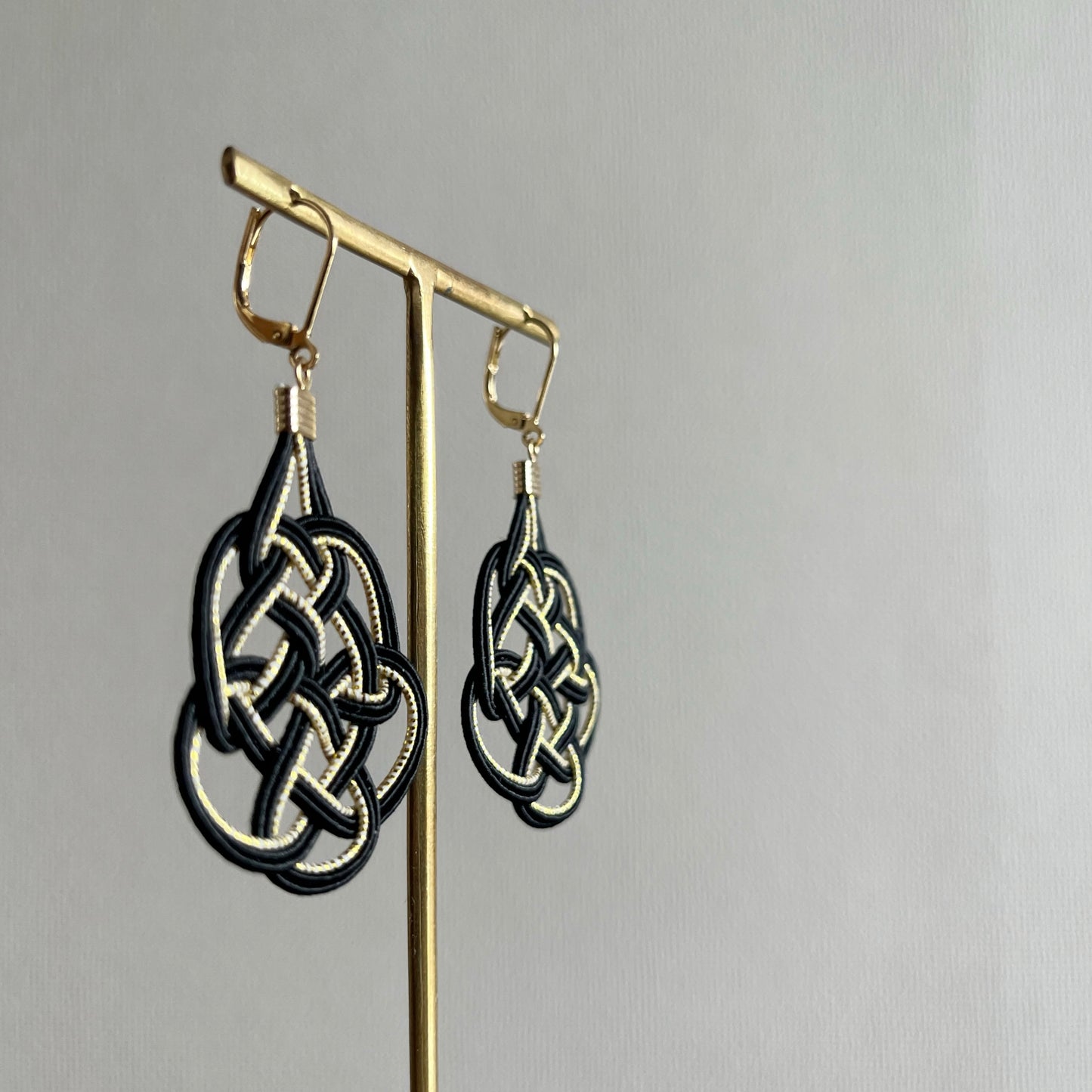Japanese Mizuhiki Earrings -IPPO- Earrings for a New Beginning