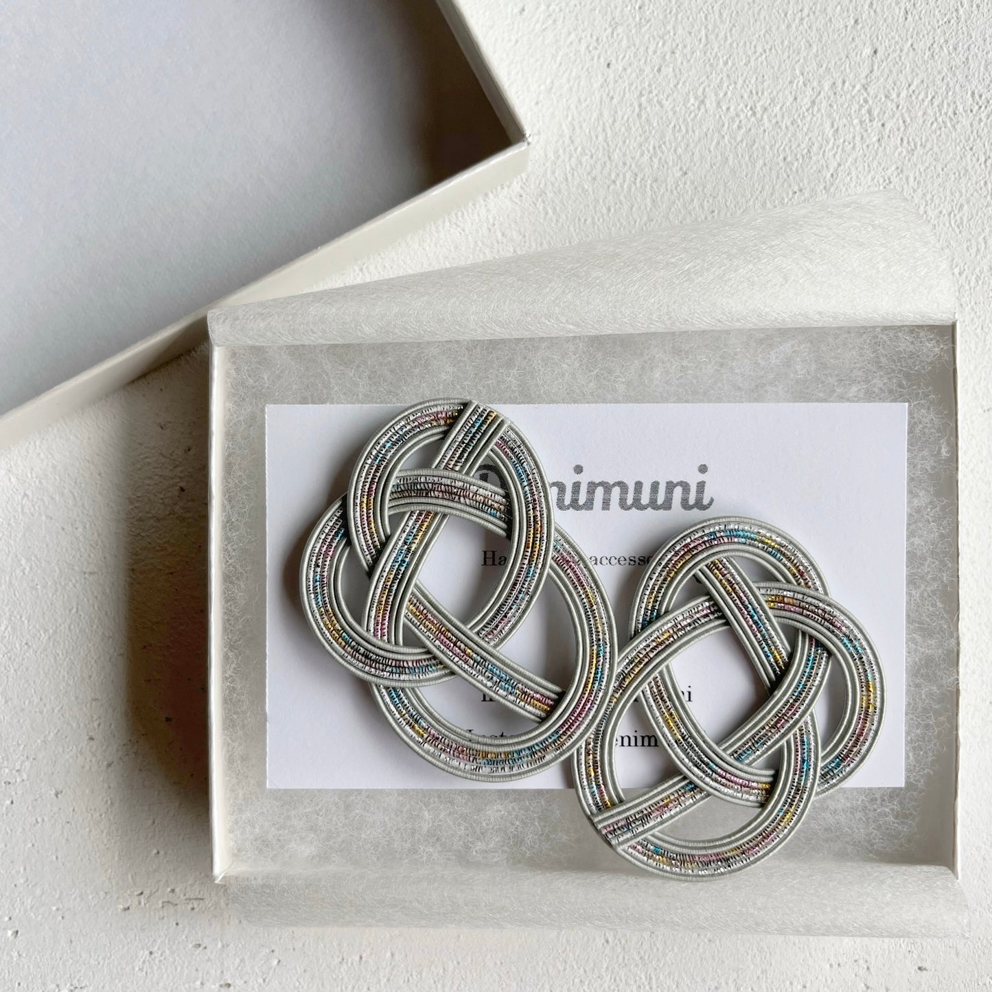 Yuubi — Japanese Mizuhiki Earrings (Gray × Subtle Rainbow)