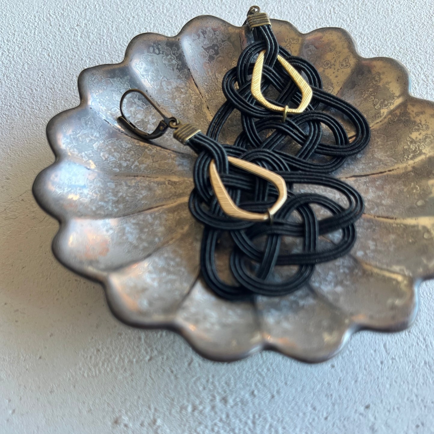 -Sound of bells-Pierce Earrings Mizuhiki Gold