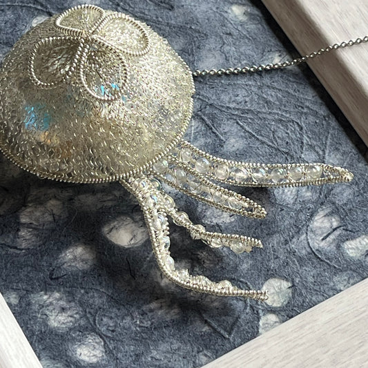 Jellyfish - Magnetic Brooch (Austrian Metal Art)